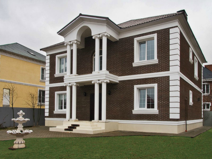 Колонны из пенопласта – роскошная отделка фасада для каждого домовладельца